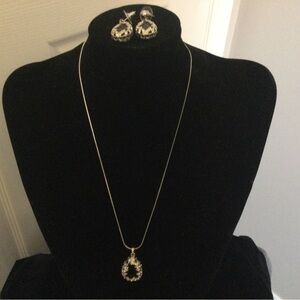 Vintage Necklace with Matching Earrings Silver/Black